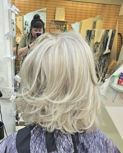 Favourish Hair Studio Bandon Favourish Hair Studio Bandon